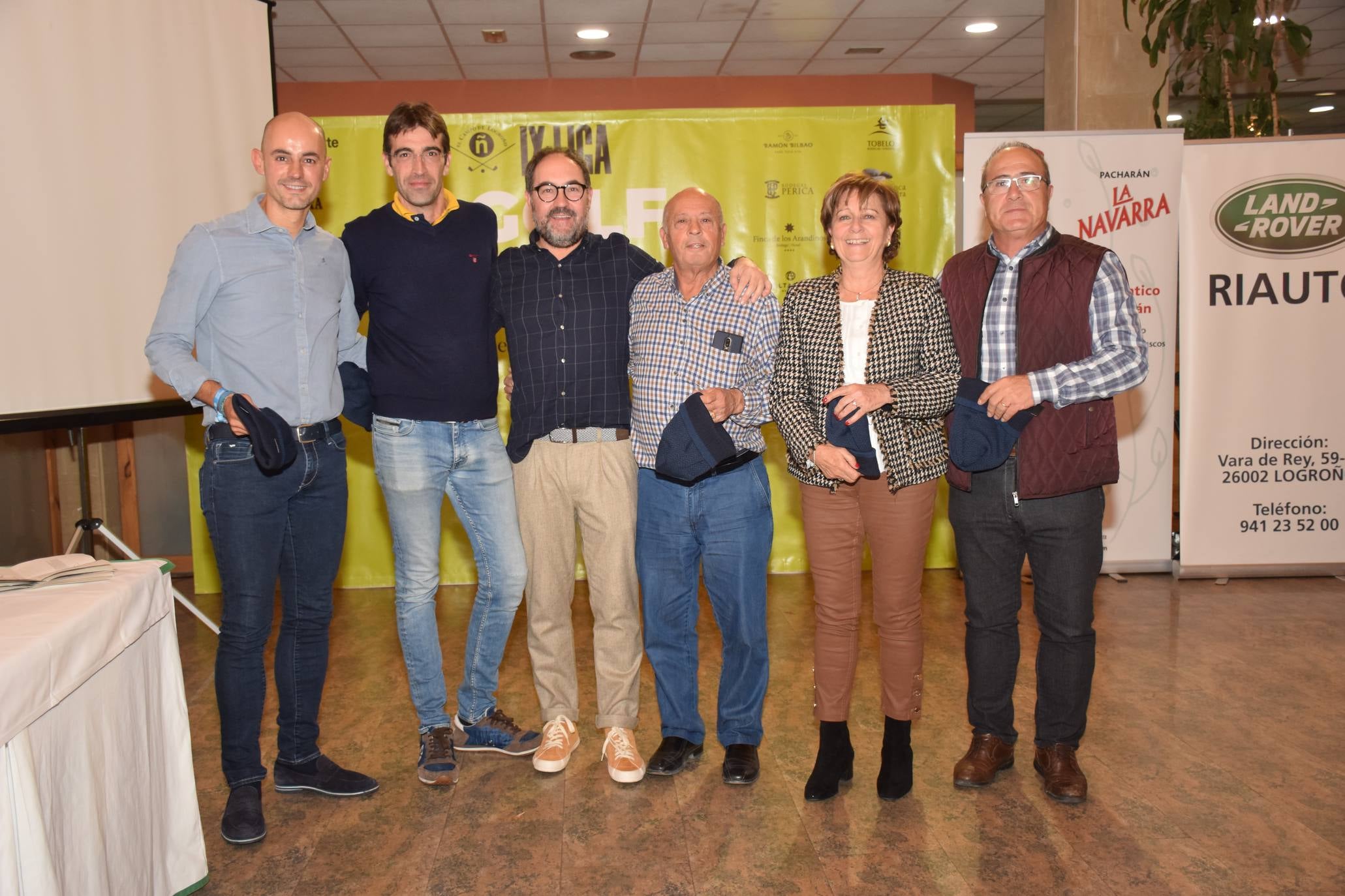 Entrega de premios a los ganadores de la Liga de Golf y Vino. 