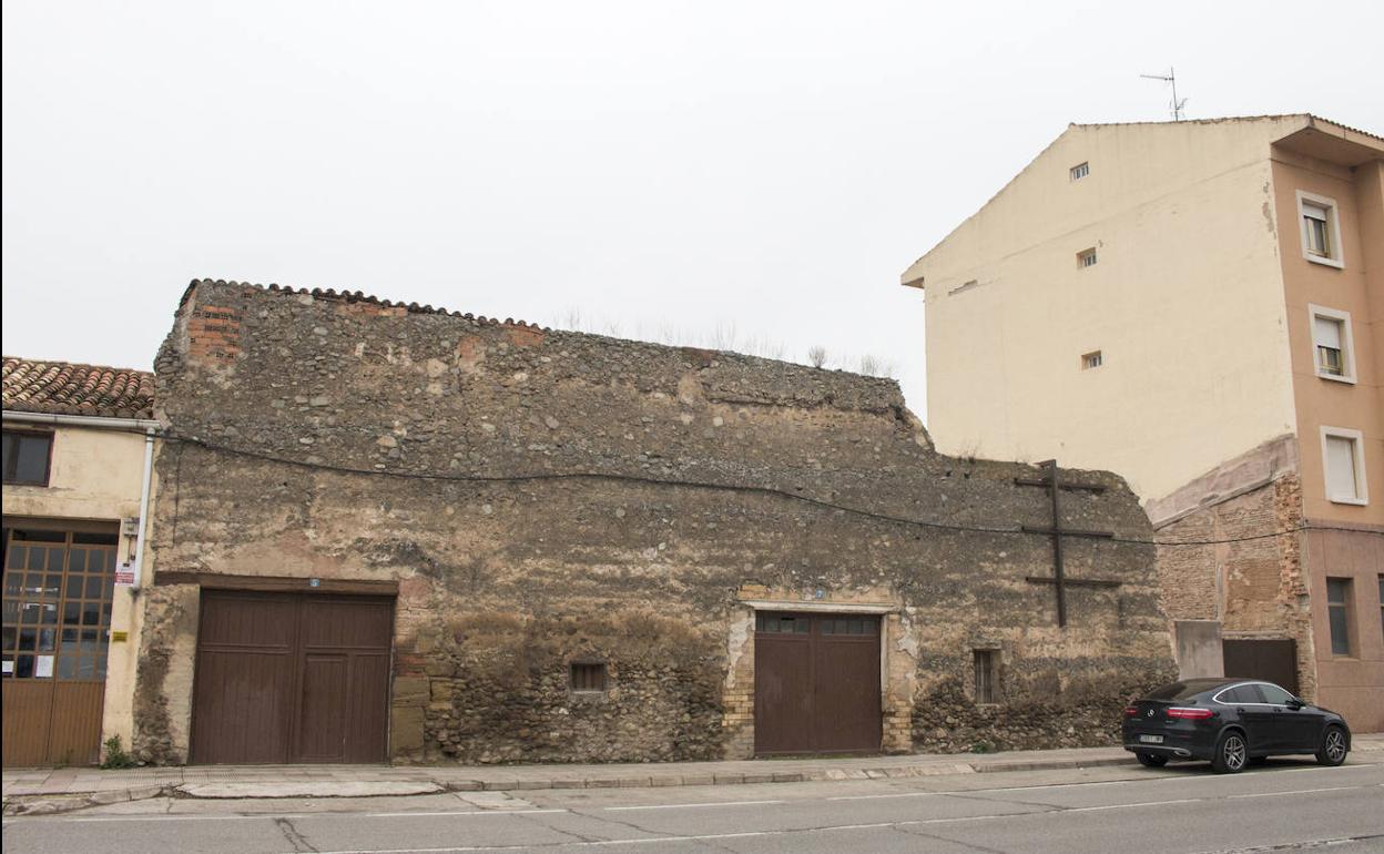 Lugar, visto desde la avenida de Calahorra, en el que se construirá el hotel