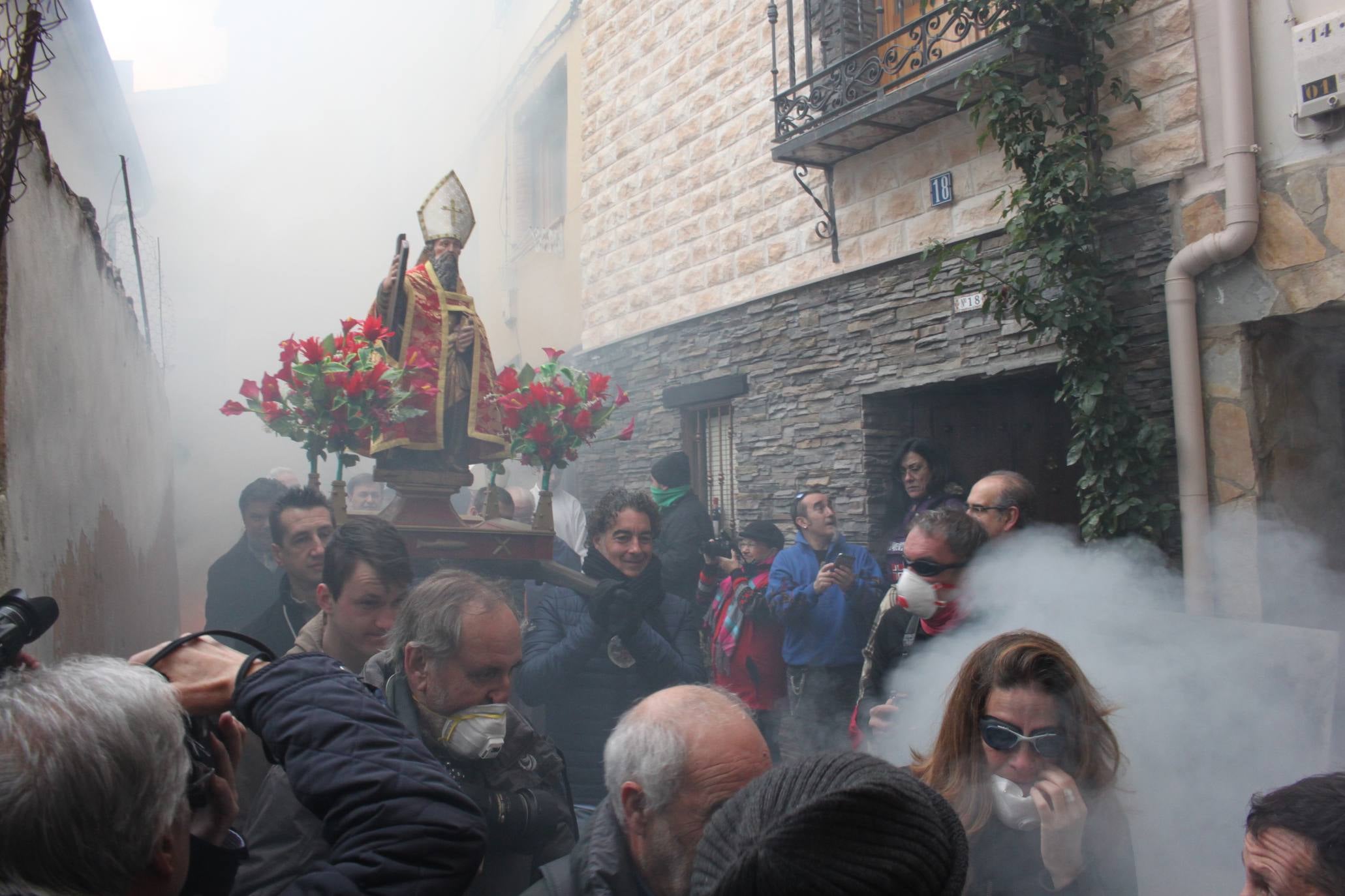 Impresionante, como cada año, la Procesión del Humo de Arnedillo. 