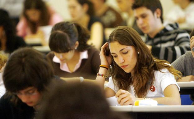 Las riojanas con titulación universitaria tienen la mitad de hijos que las que solo completan la ESO