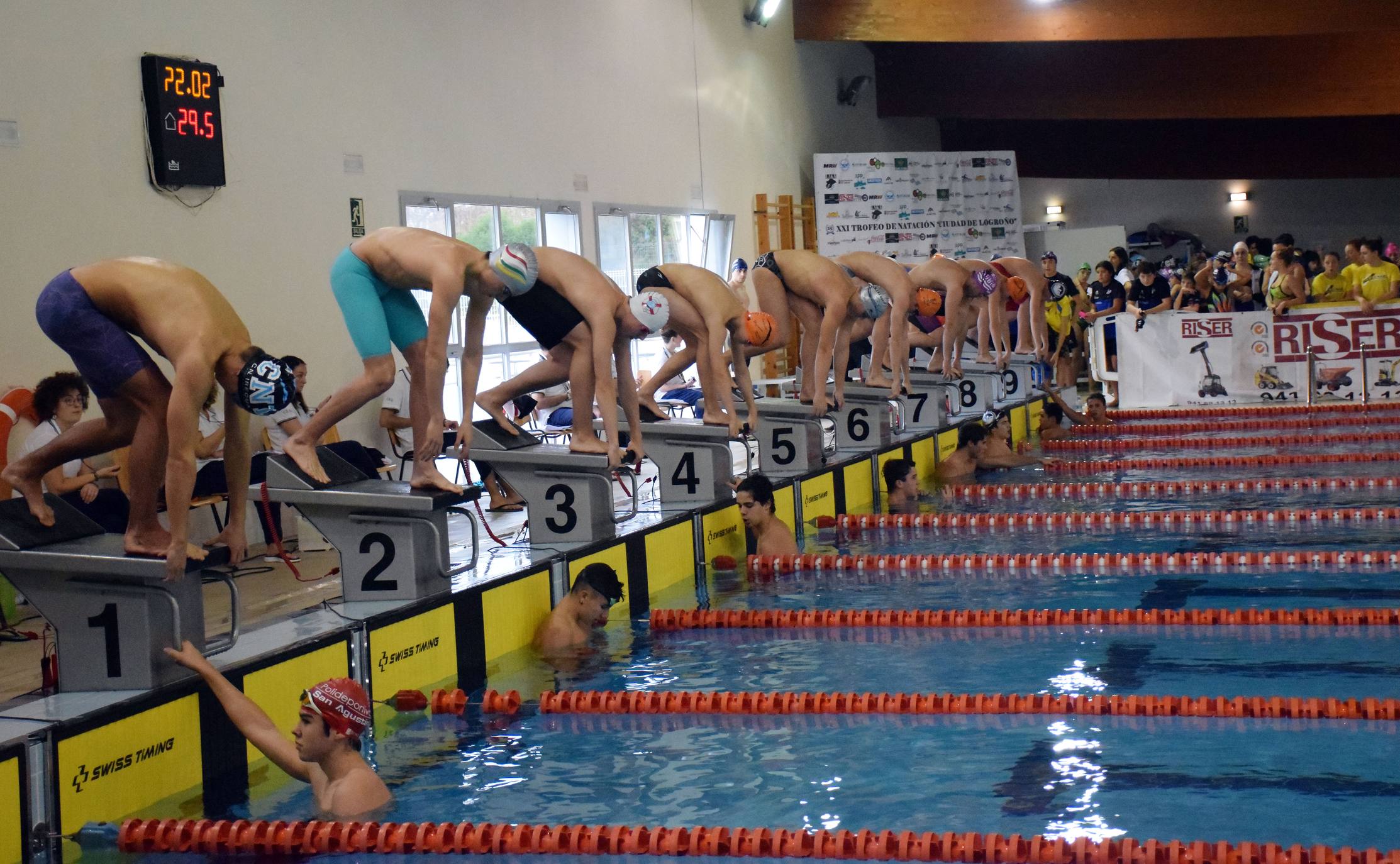 La piscina del Javier Adarraga ha sido escenario de la cita. 