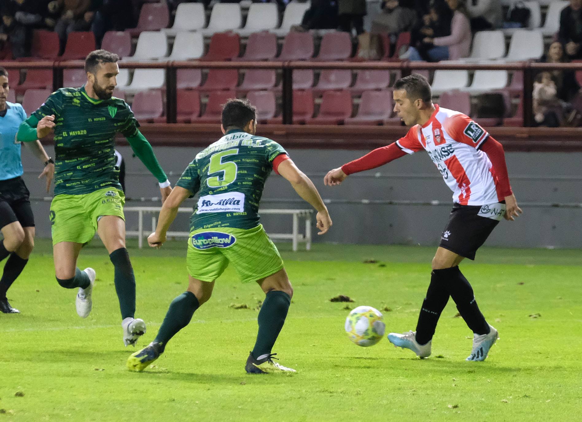 Los blanquirrojos se han impuesto en Las Gaunas con los goles de Olaetxea y Javi Álamo. 