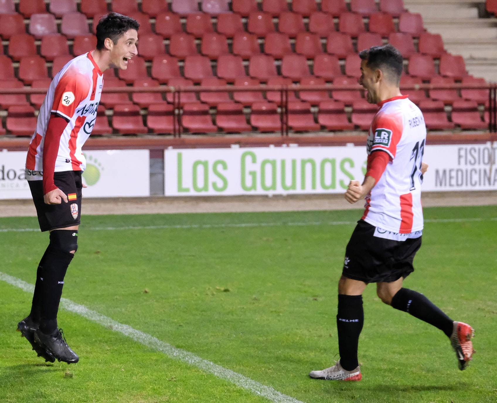 Los blanquirrojos se han impuesto en Las Gaunas con los goles de Olaetxea y Javi Álamo. 