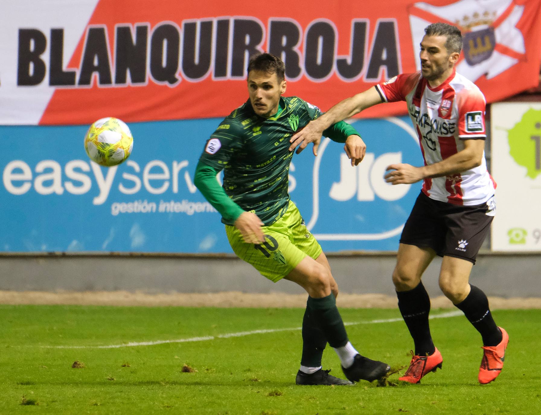 Los blanquirrojos se han impuesto en Las Gaunas con los goles de Olaetxea y Javi Álamo. 