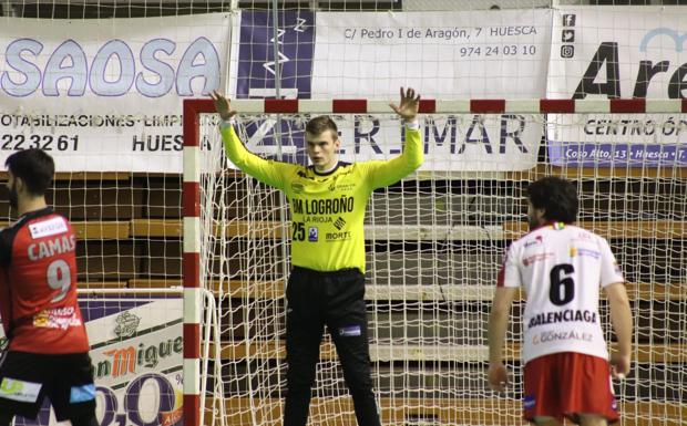 Sergey Hernández ha sido el protagonista del duelo al parar un penalti justo al final. 