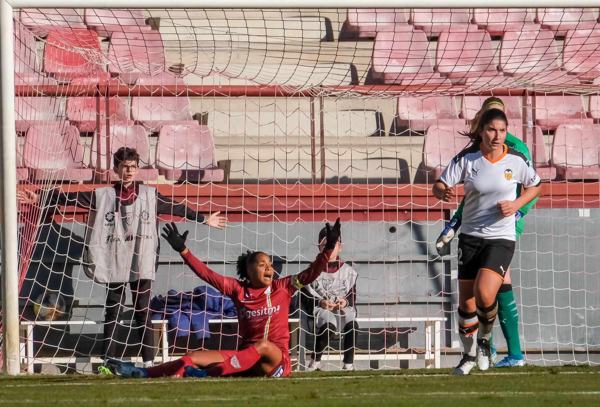 Las riojanas se han impuesto gracias a un gol en propia puerta. 