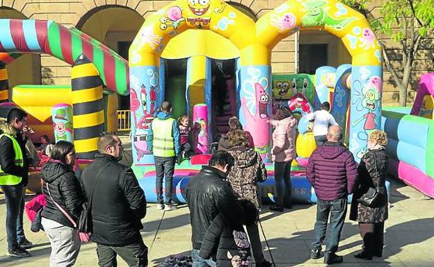 Estas jornadas gastronómicas atraen a todo tipo de público; los niños disfrutaron de los hinchables. 