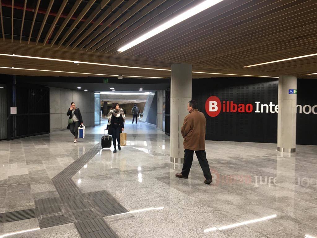 Ocho años y 22 millones de euros después, la nueva estación empieza a dar servicio y salda con éxito su primera prueba de fuego: el puente de diciembre