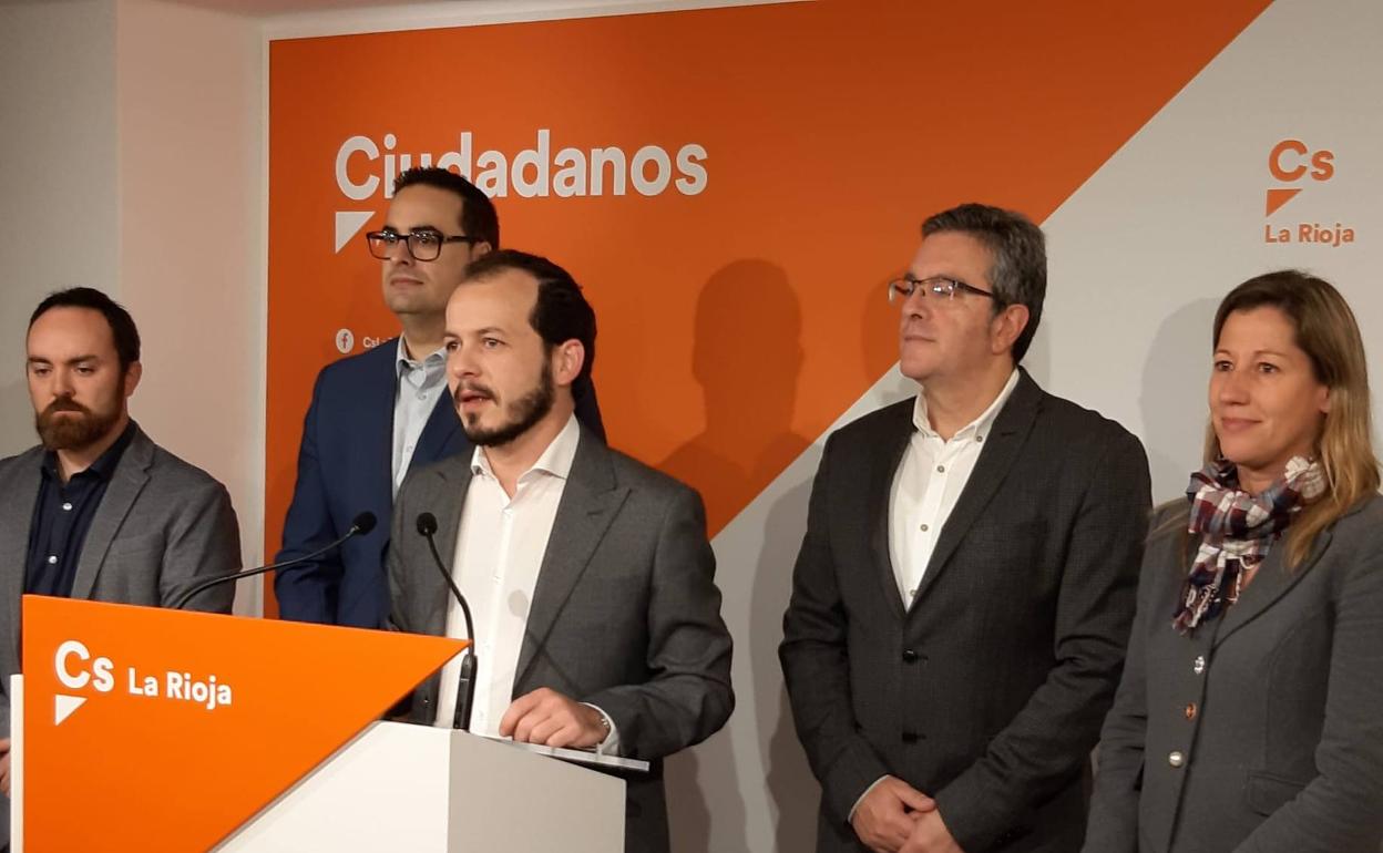 Cs pide que los partidos condenados por corrupción tengan responsabilidad civil subsidiaria