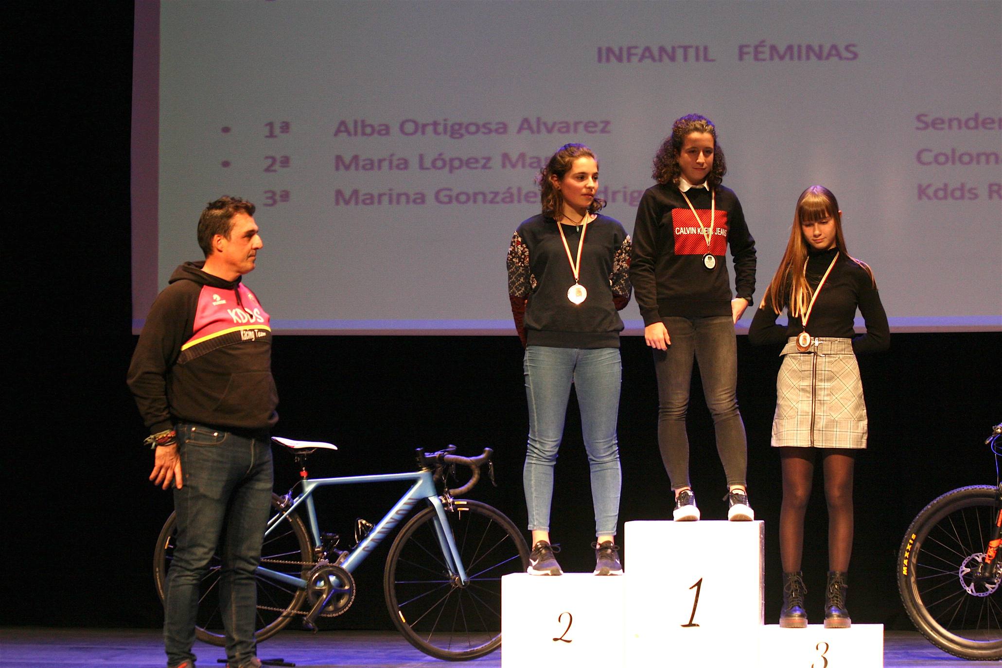 La cita se ha celebrado este sábado en el teatro Cervantes. 