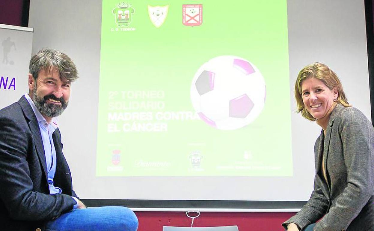 Pedro Díez y María González, en la presentación del triangular.