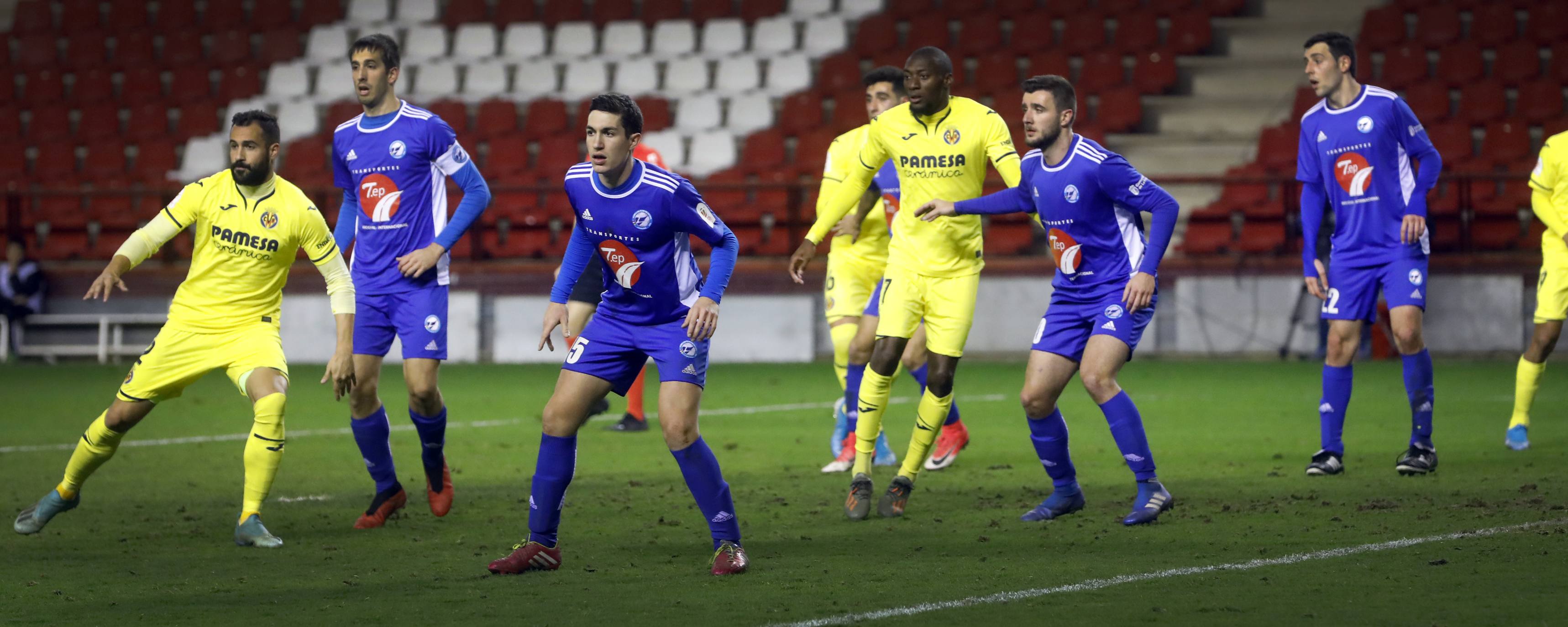 Fotos: El Comillas cae ante el Villarreal en la Copa del Rey