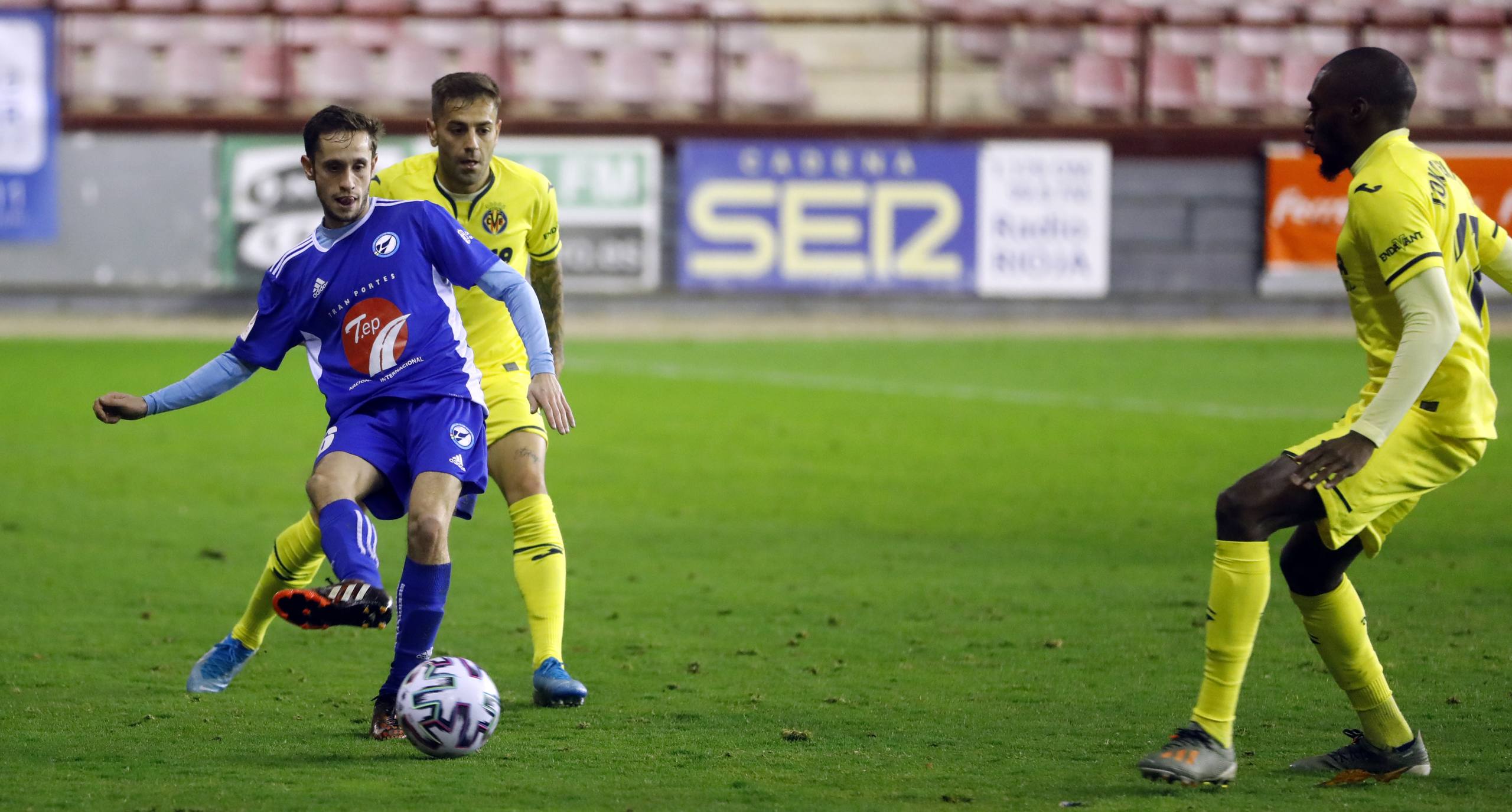 Fotos: El Comillas cae ante el Villarreal en la Copa del Rey