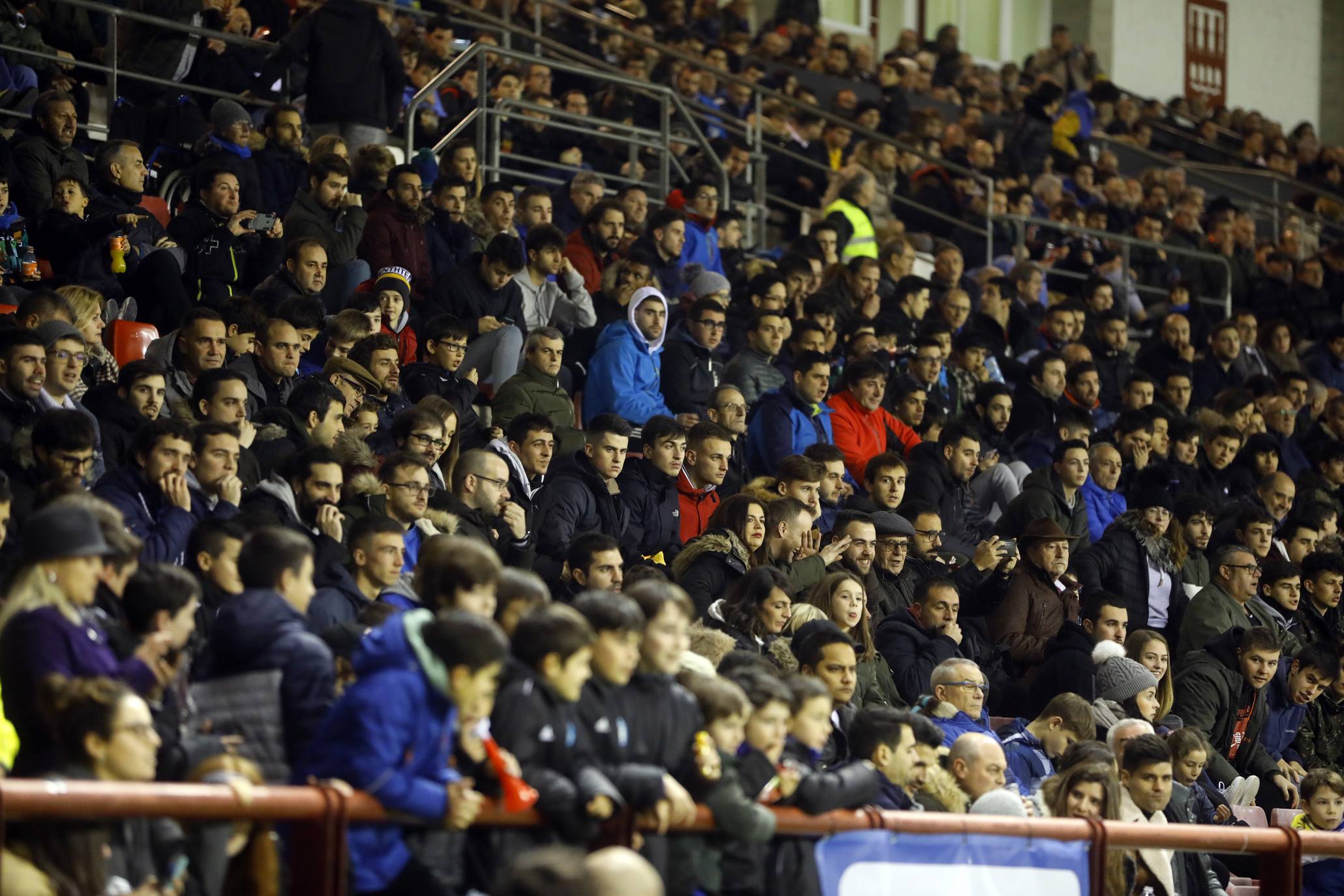 Fotos: El Comillas cae ante el Villarreal en la Copa del Rey