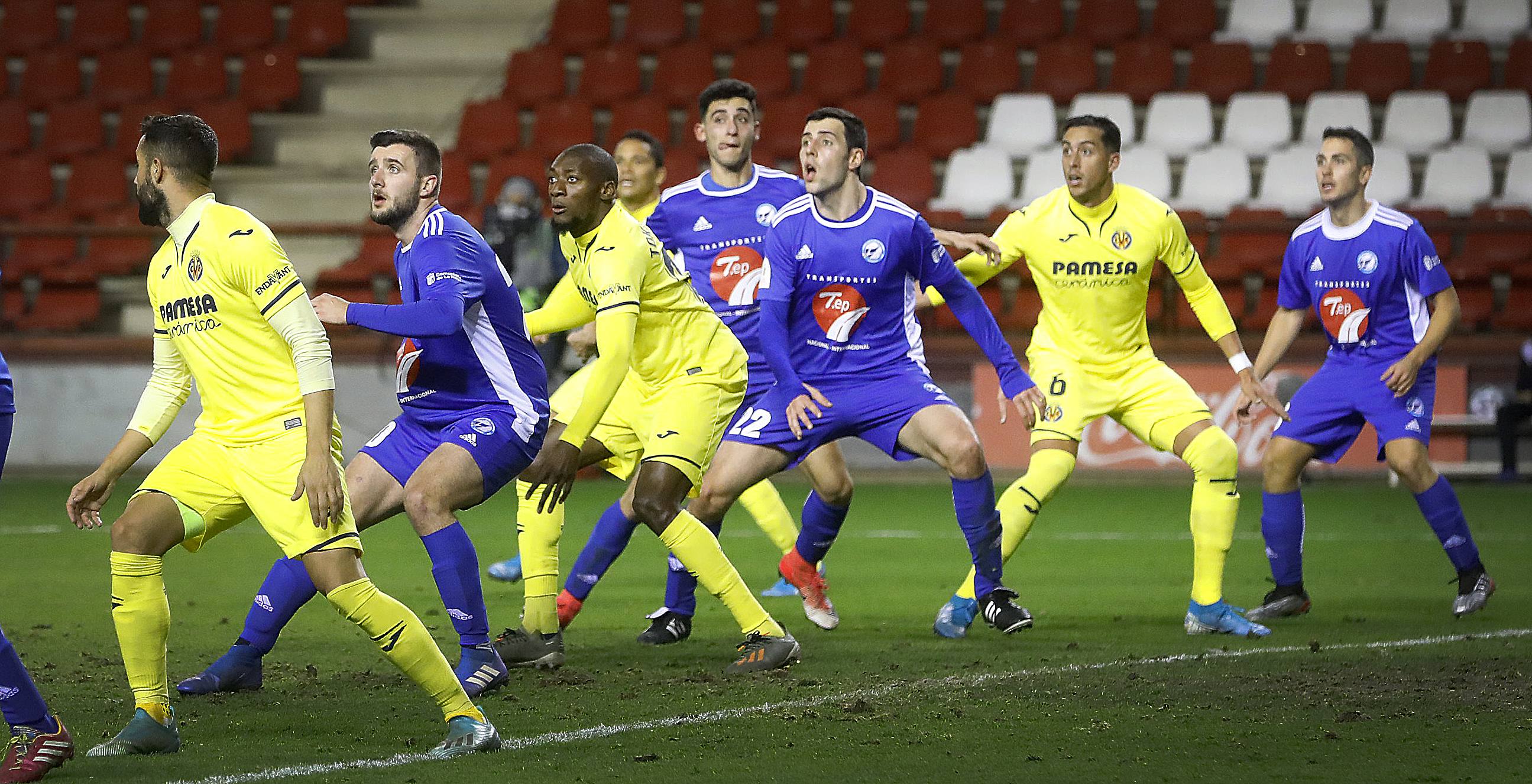 Fotos: El Comillas cae ante el Villarreal en la Copa del Rey