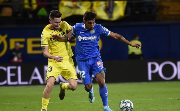 Un buen Villarreal se impone a un Getafe que jugó media hora con diez