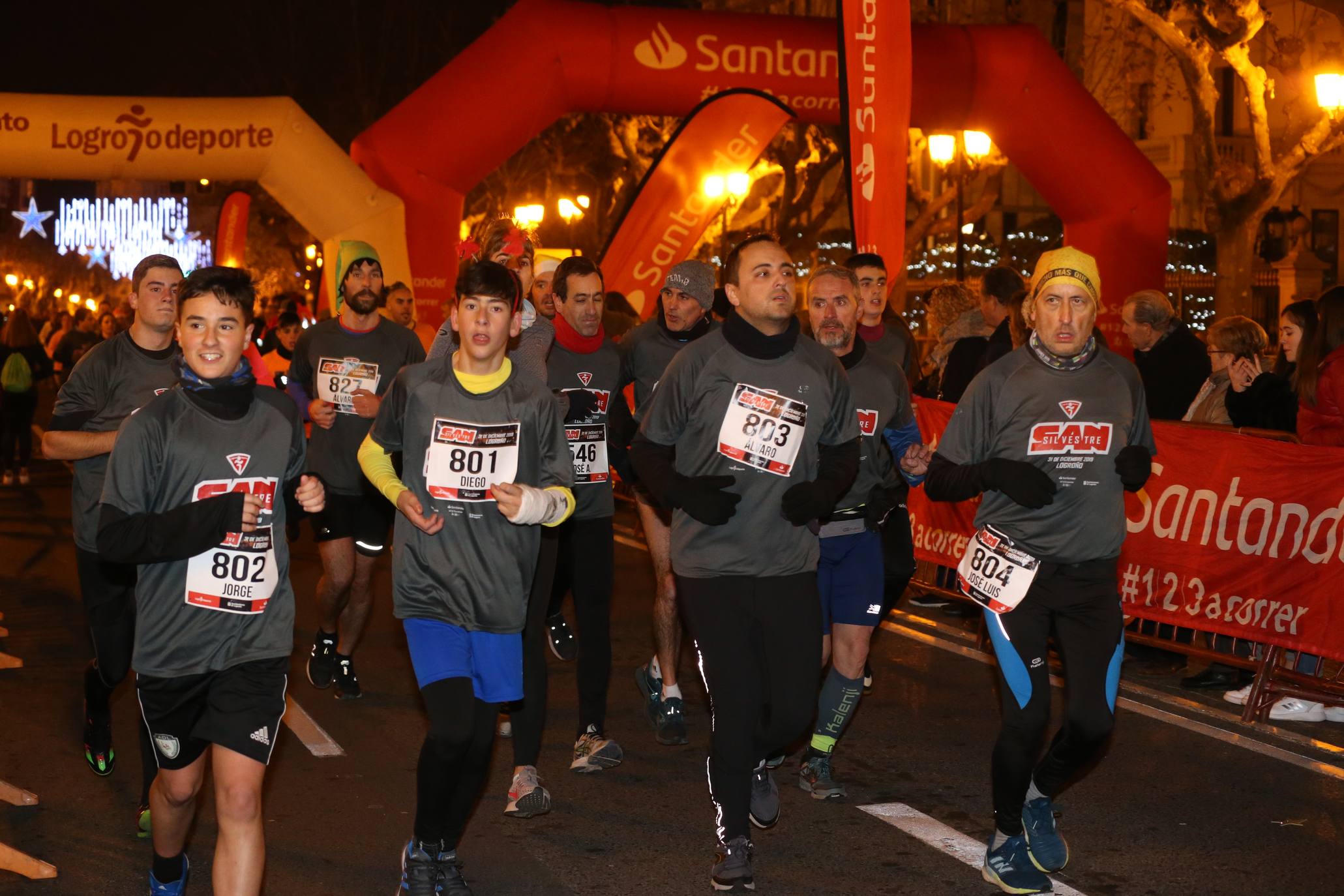 David Martínez y Marta Castroviejo ganan la San Silvestre de Logroño