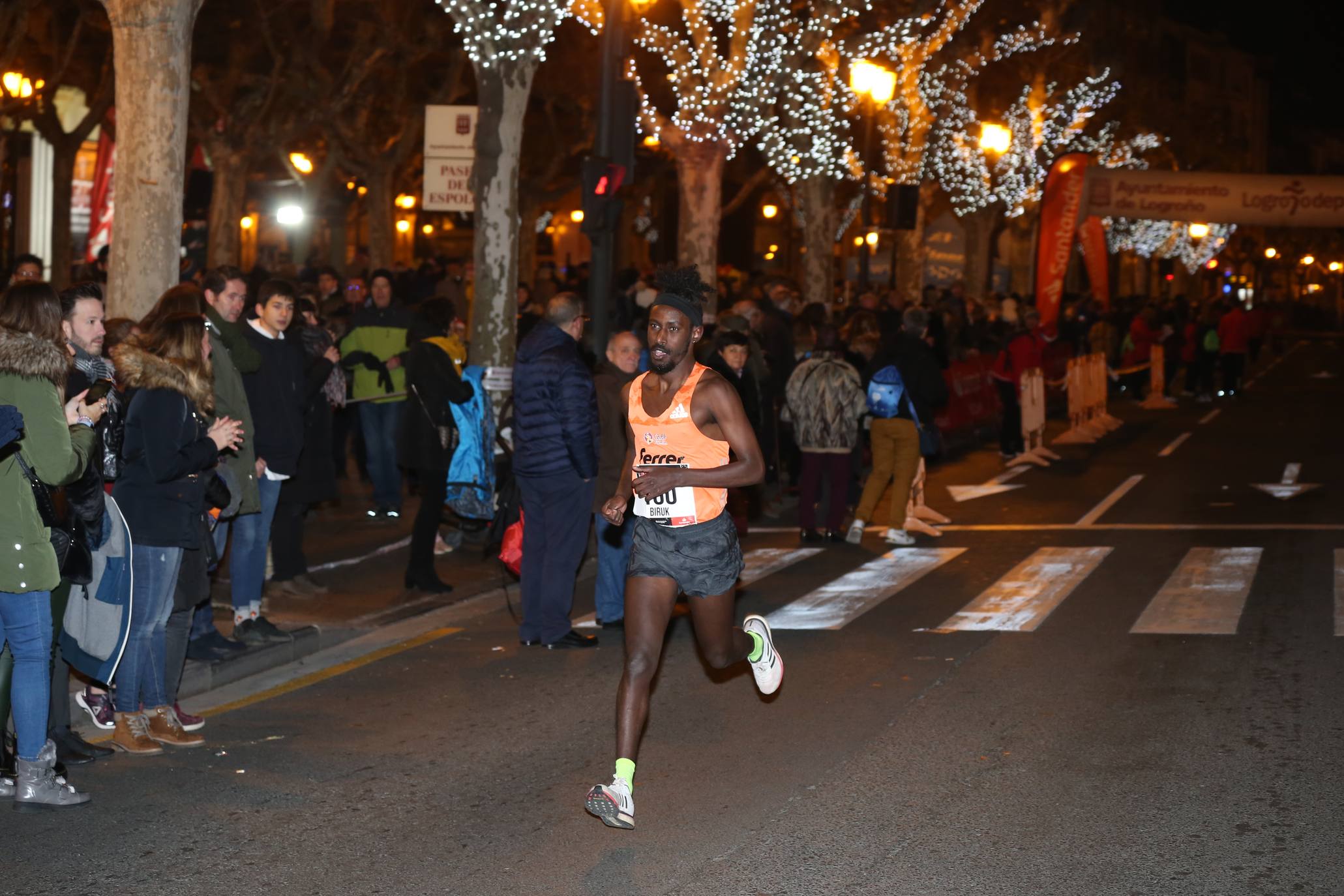 David Martínez y Marta Castroviejo ganan la San Silvestre de Logroño