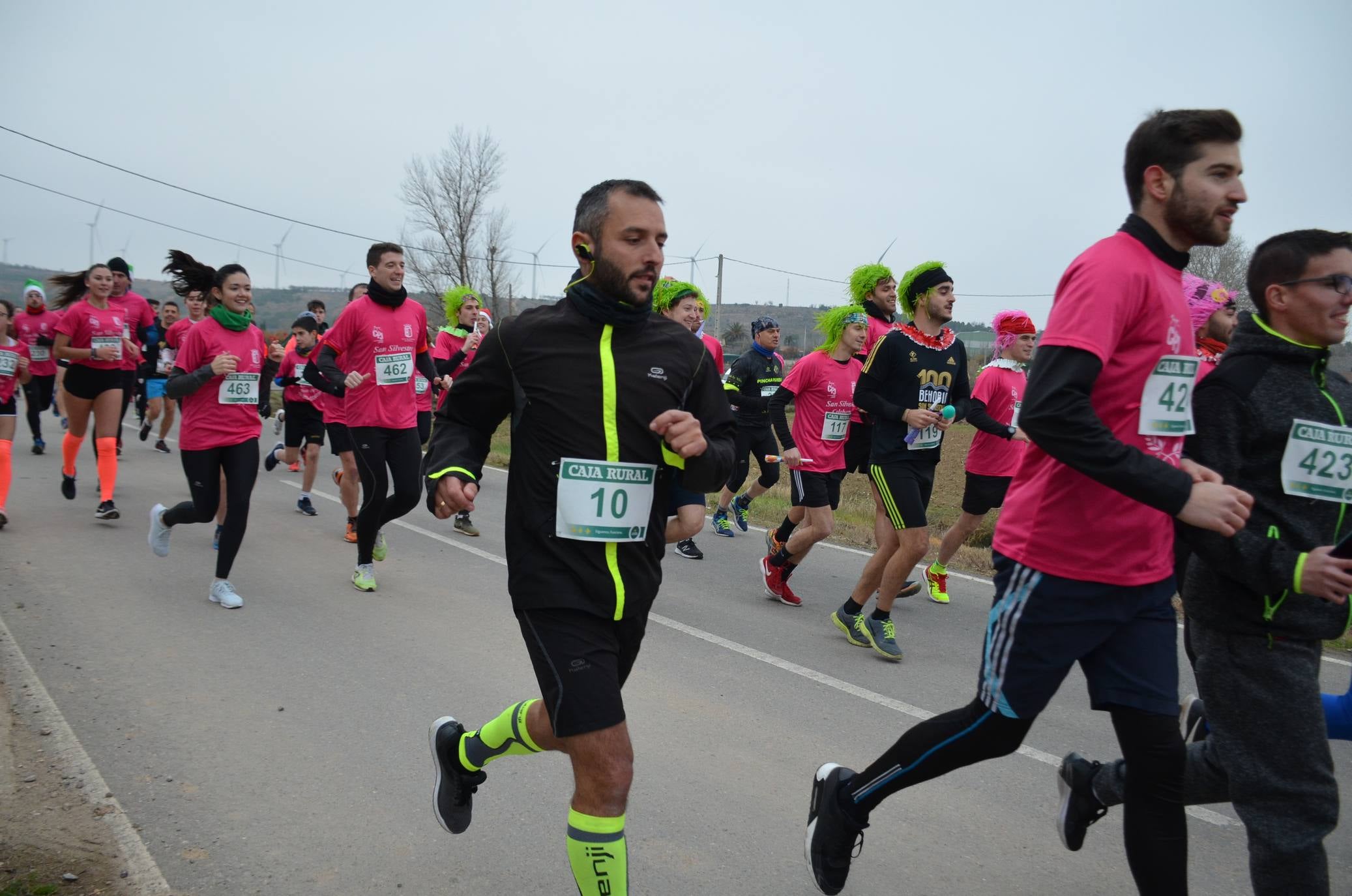 Humor y disfraces en la San Silvestre de Calahorra