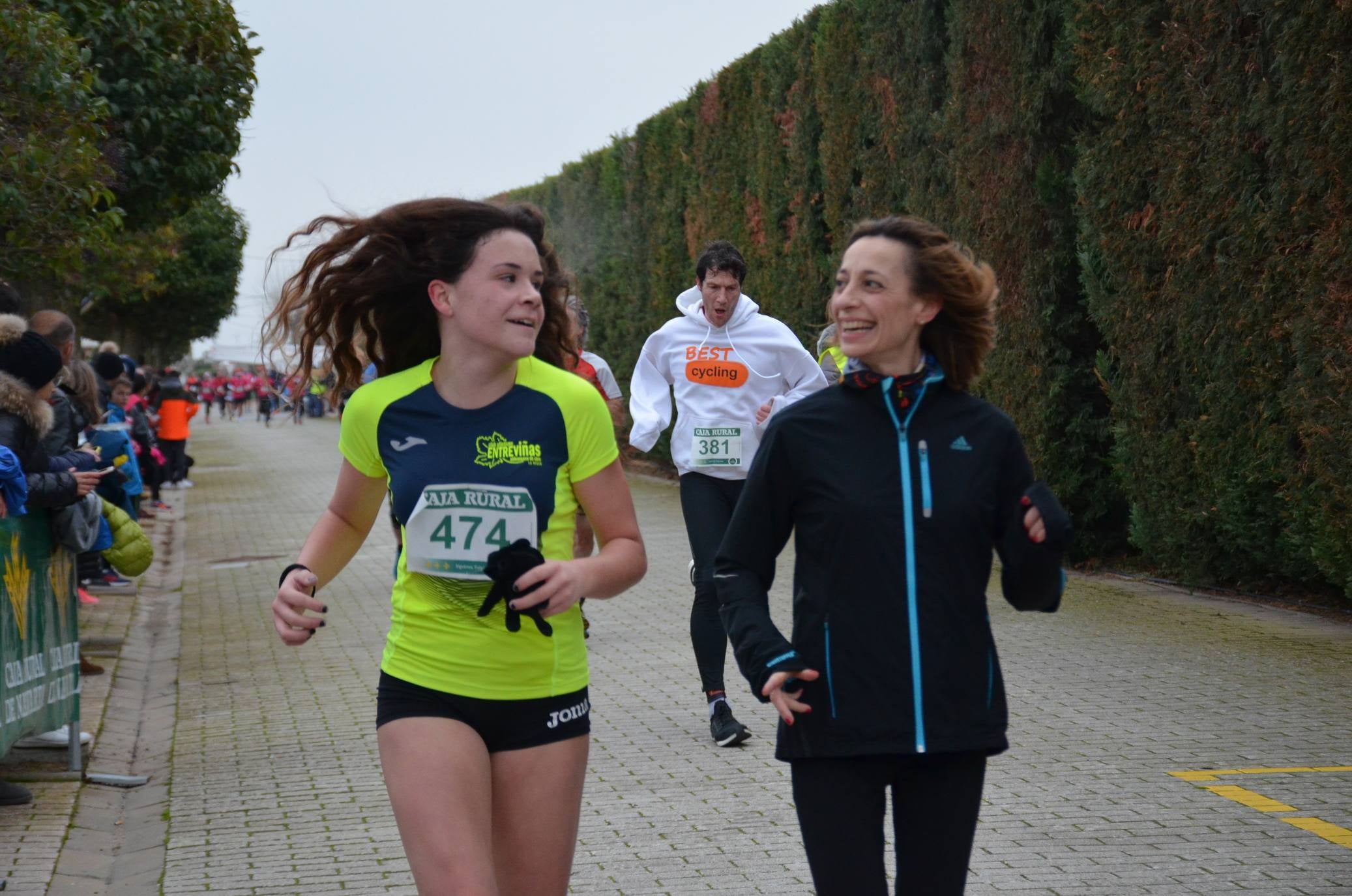Humor y disfraces en la San Silvestre de Calahorra