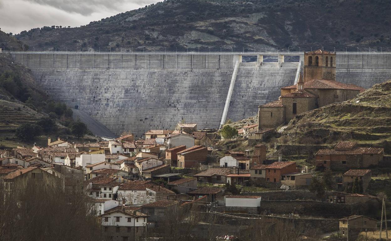 Ecologistas en Acción propone mejorar la red sísmica de la presa de Enciso con tres estaciones más