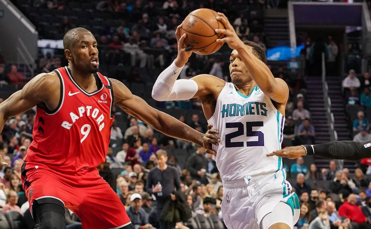 Serge Ibaka, en una acción defensiva. 