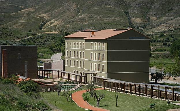 Fachada trasera del baleario. 