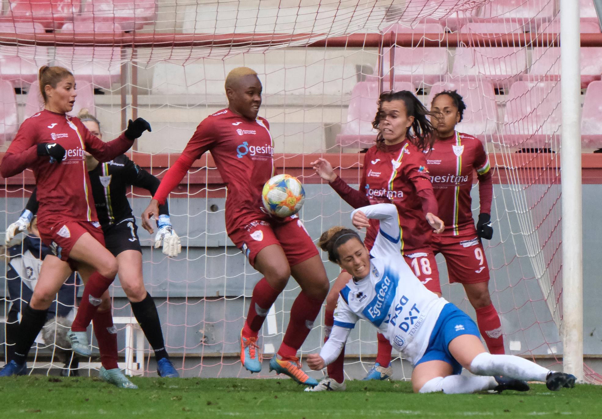 Riojanas y canarias han firmado tablas en Las Gaunas y la delantera zambiana se ha despedido de la afición riojana.