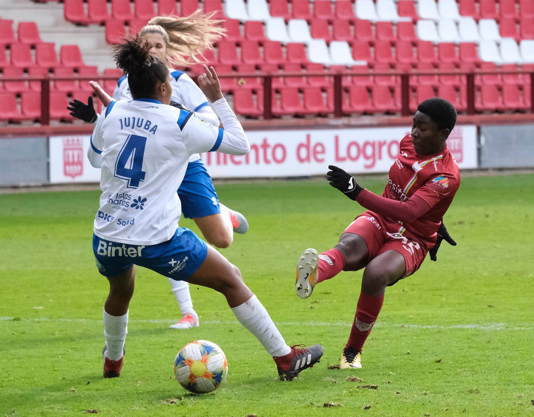 Riojanas y canarias han firmado tablas en Las Gaunas y la delantera zambiana se ha despedido de la afición riojana.