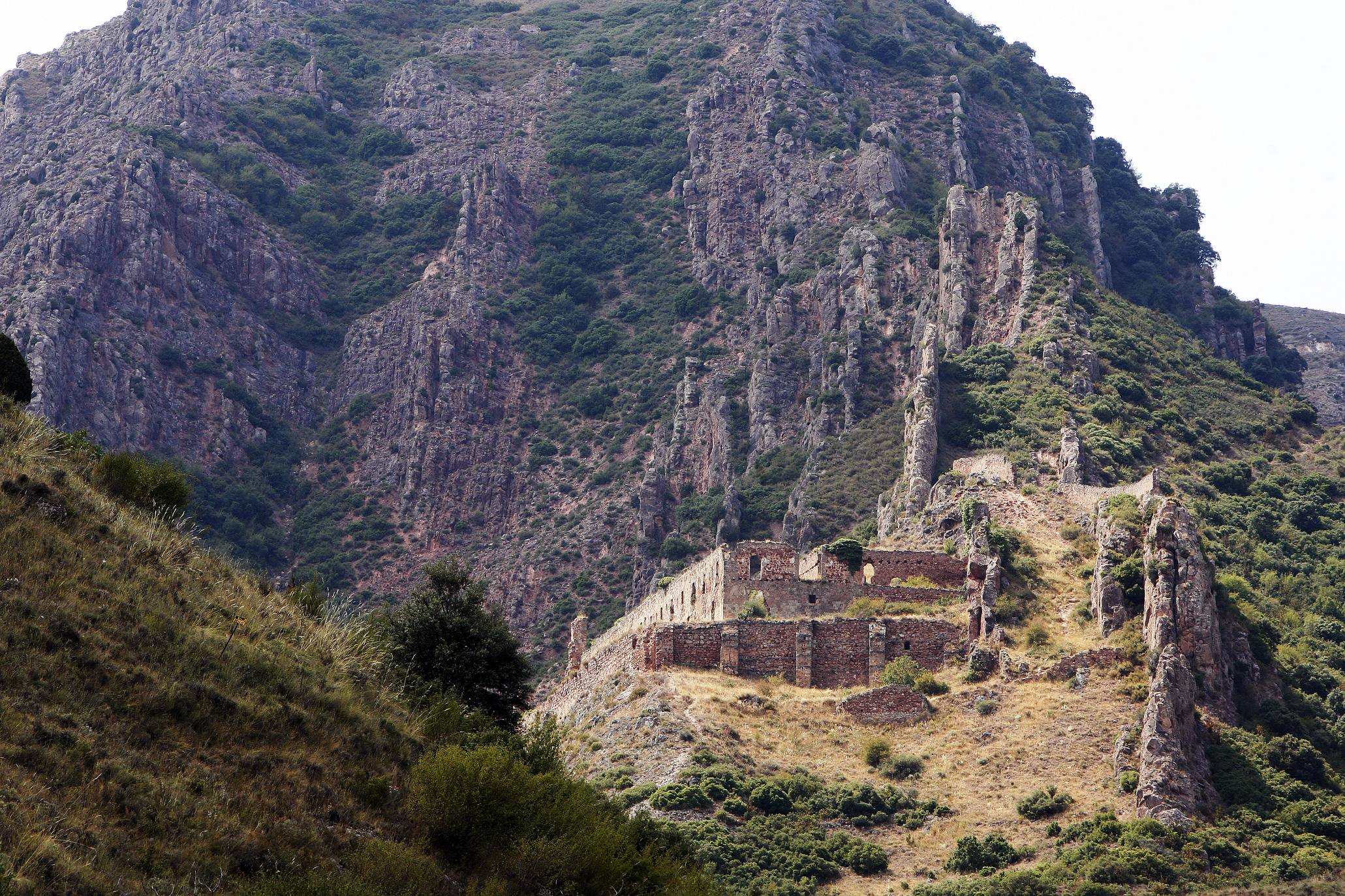 Ruinas del monasterio cisterciense de San Prudencio, ubicado en el barranco de Fuentezuela de la localidad de Clavijo