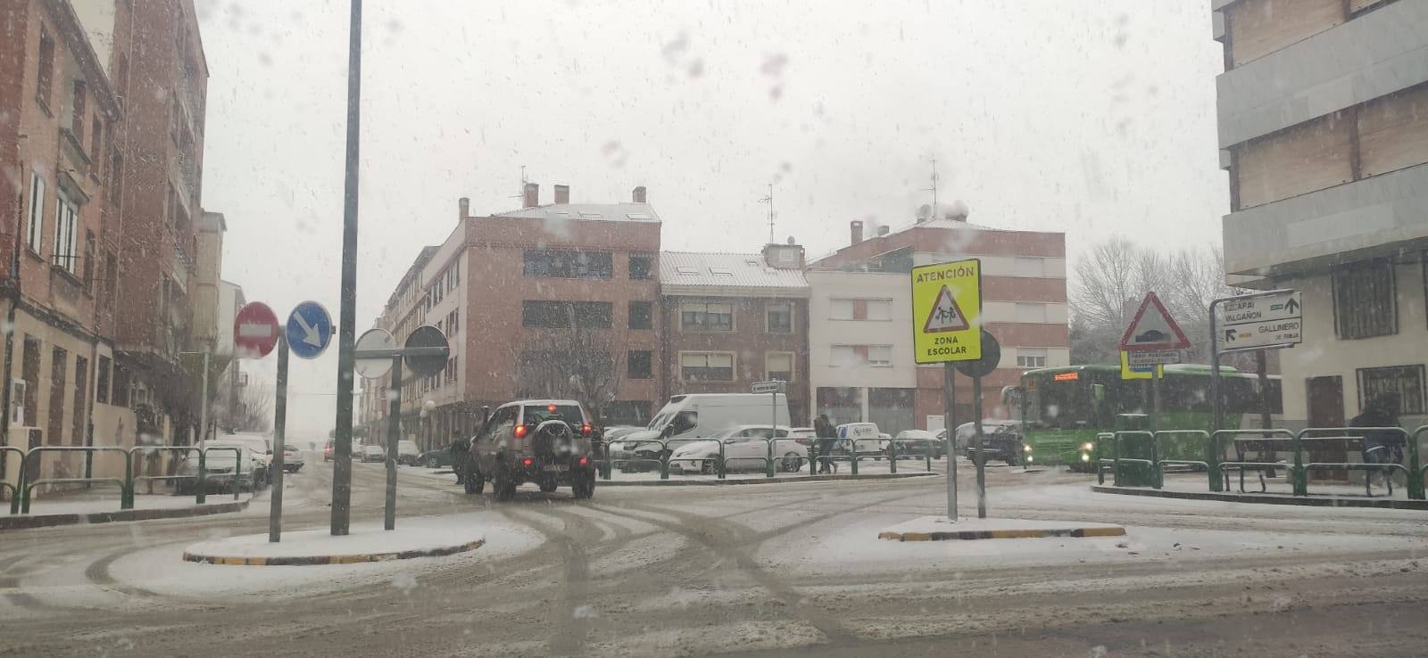 La nieve cubre Santo Domingo de La Calzada