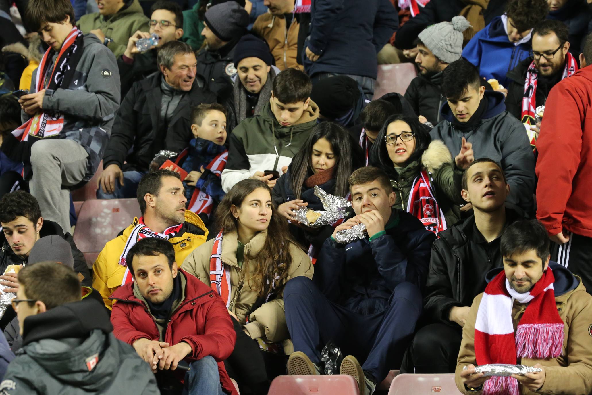 Más de 11.000 espectadores se han dado cita en el Campo Municipal