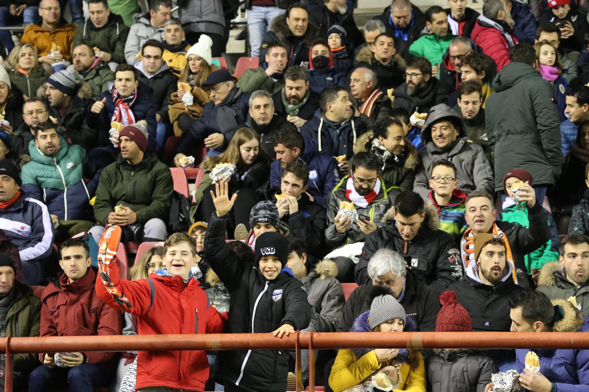 Más de 11.000 espectadores se han dado cita en el Campo Municipal