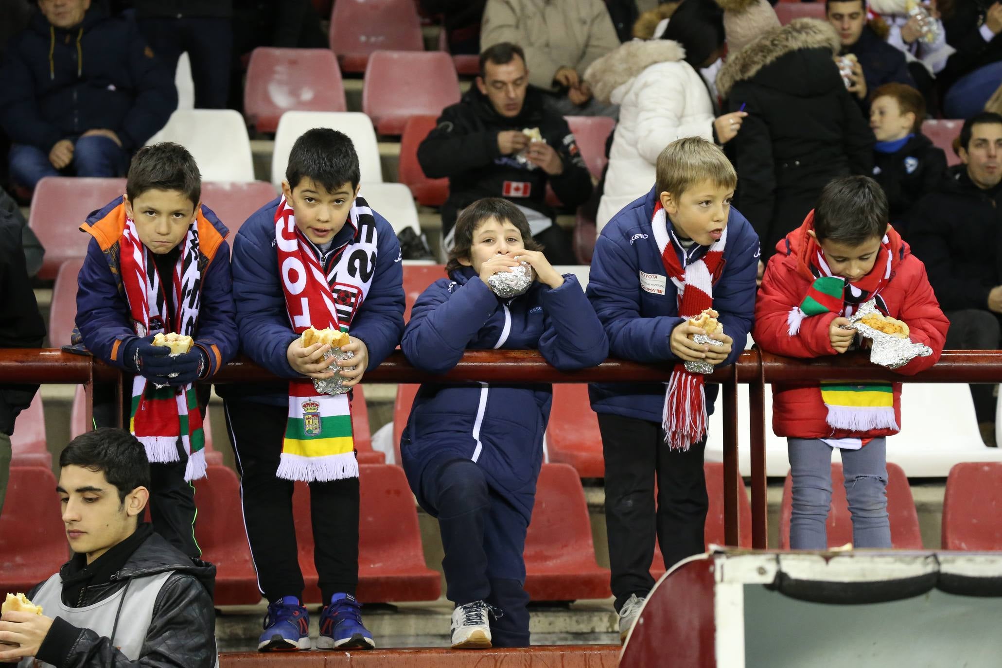 Más de 11.000 espectadores se han dado cita en el Campo Municipal