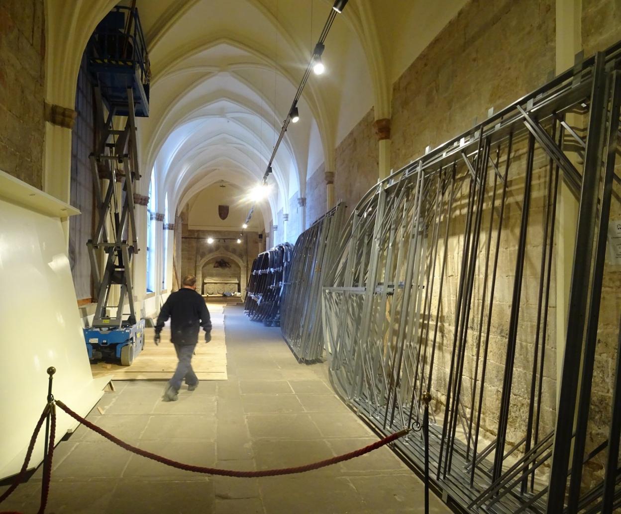 Trabajos en el claustro de la catedral.