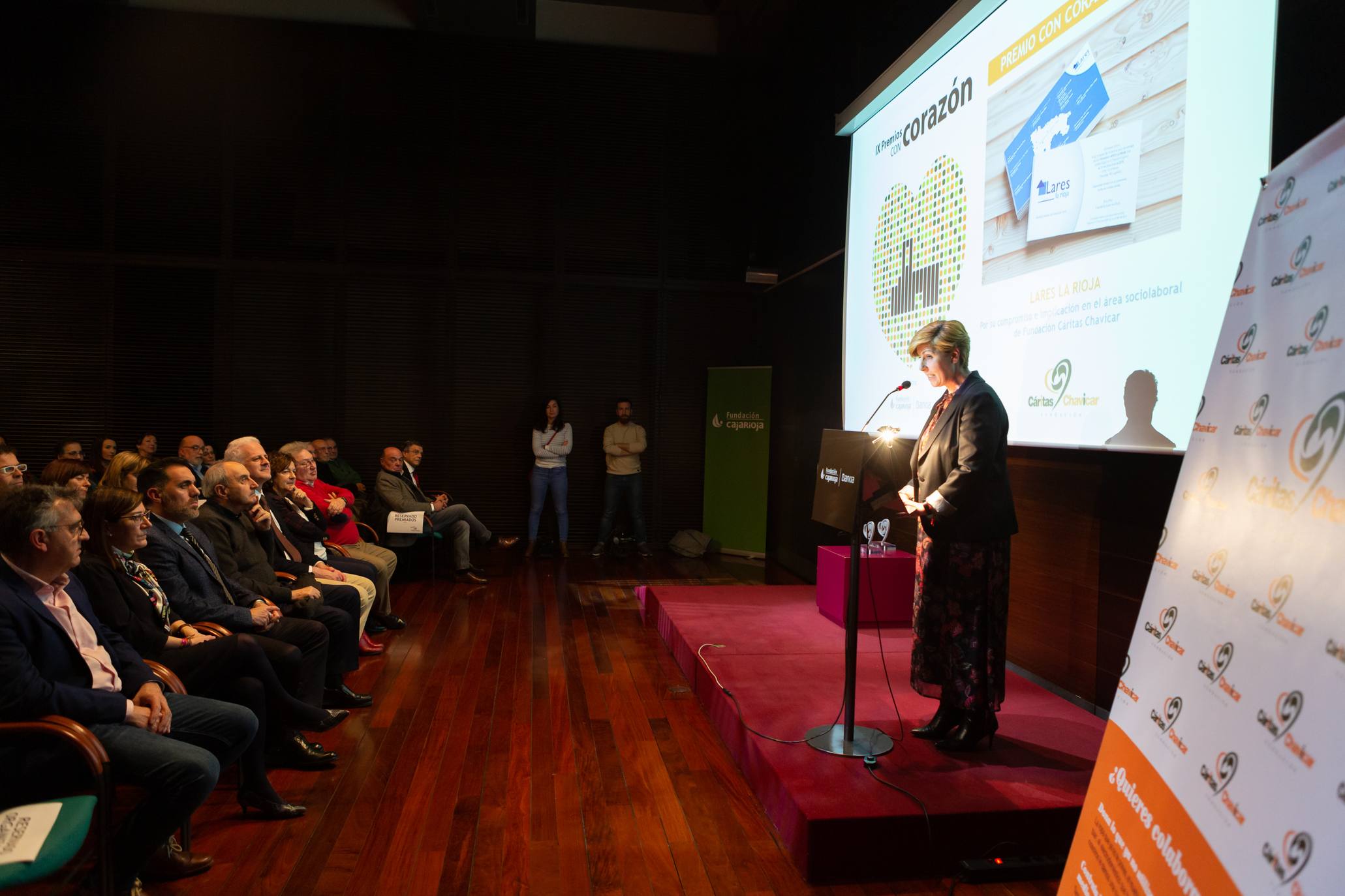 Fotos: La Fundación Cáritas Chavicar entrega sus IX Premios con Corazón a ESD, Lares La Rioja y la Cámara de Comercio