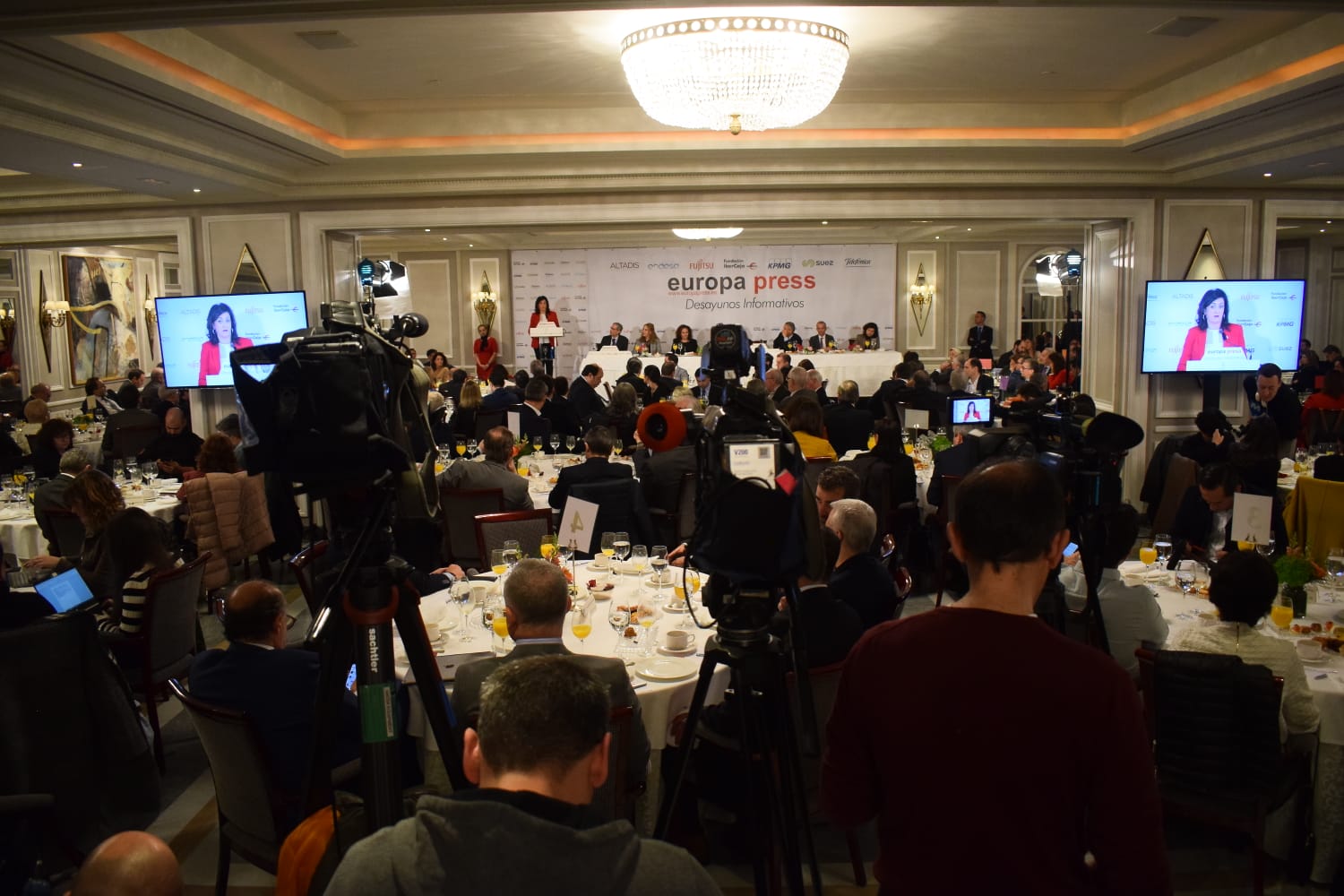 Fotos: Concha Andreu, protagonista este jueves de los Desayunos Informativos de Europa Press