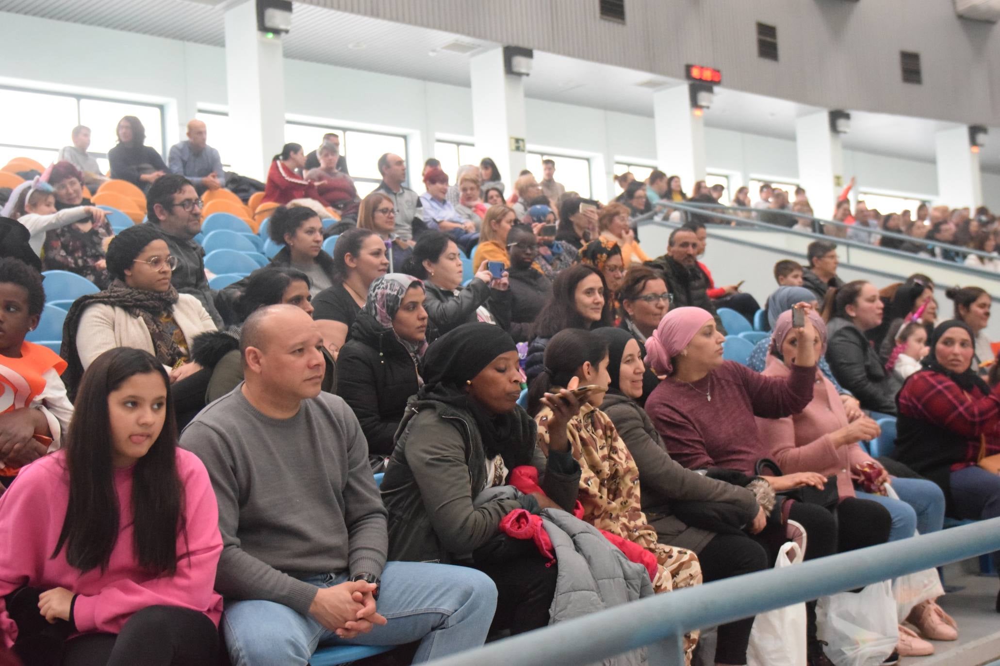 Celebración del Carnaval de las ludotecas municipales de Logroño en el Polideportivo de Las Gaunas.