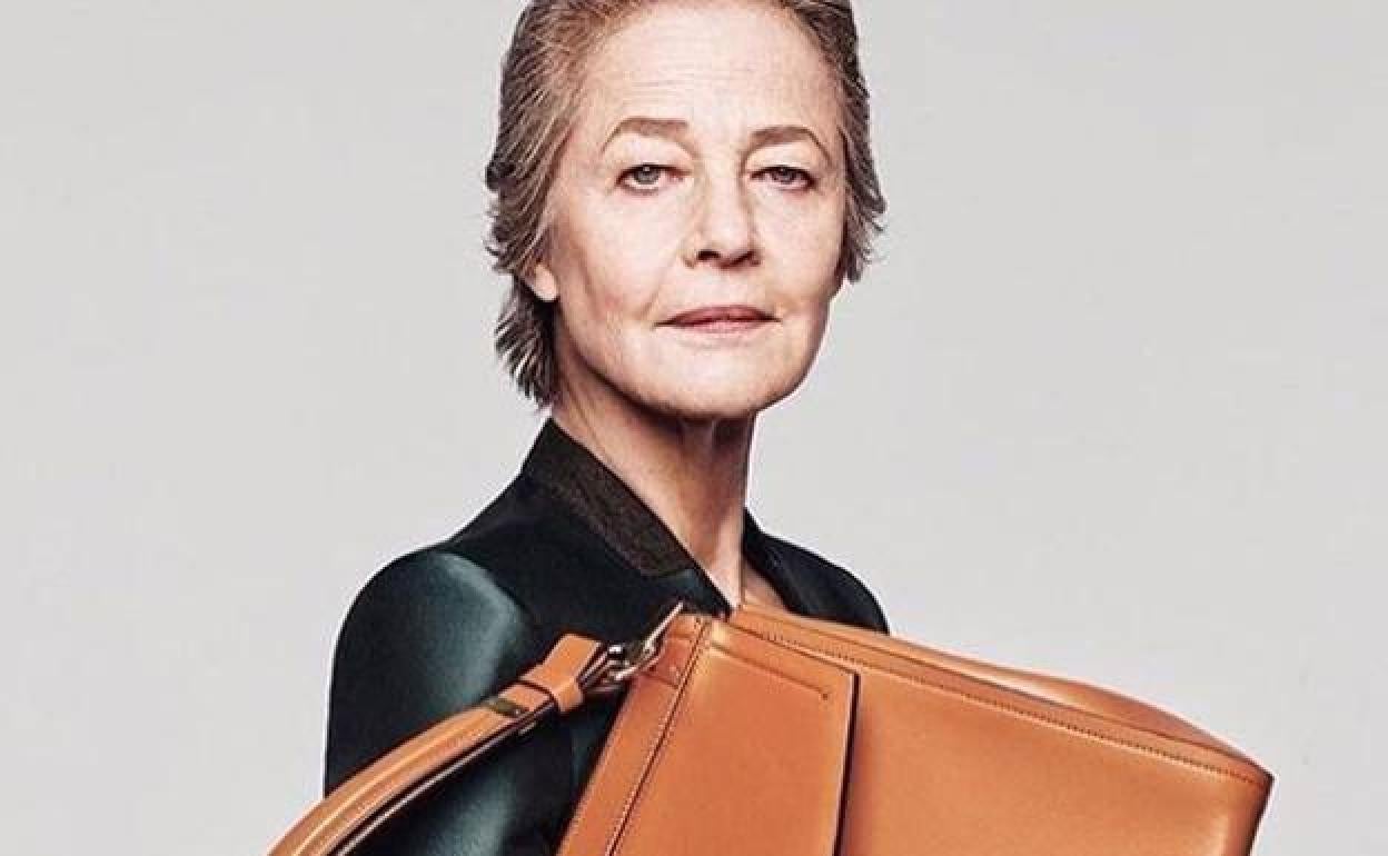 Charlotte Rampling en una campaña para Givenchy