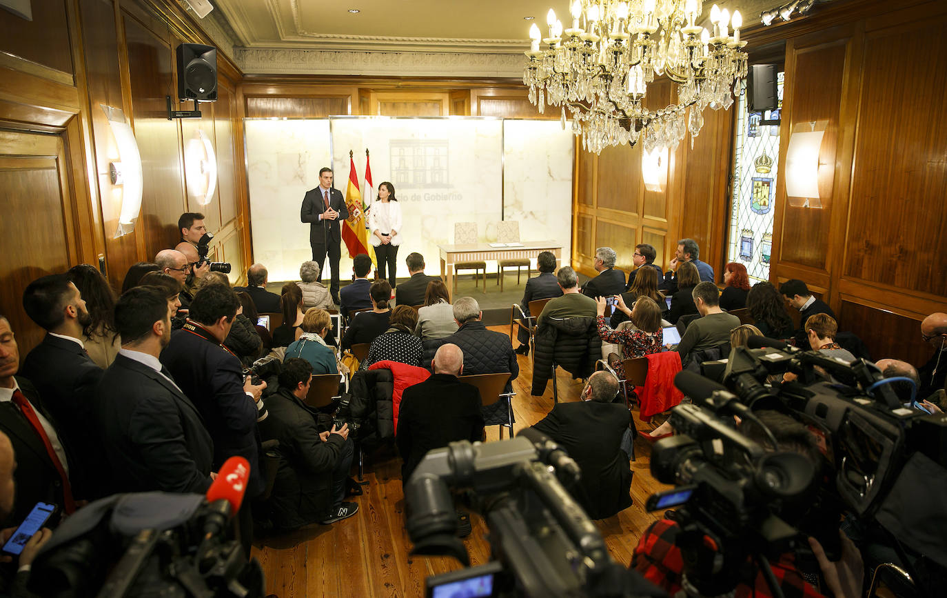 Fotos: Así ha sido el encuentro entre Andreu y Sánchez en La Rioja