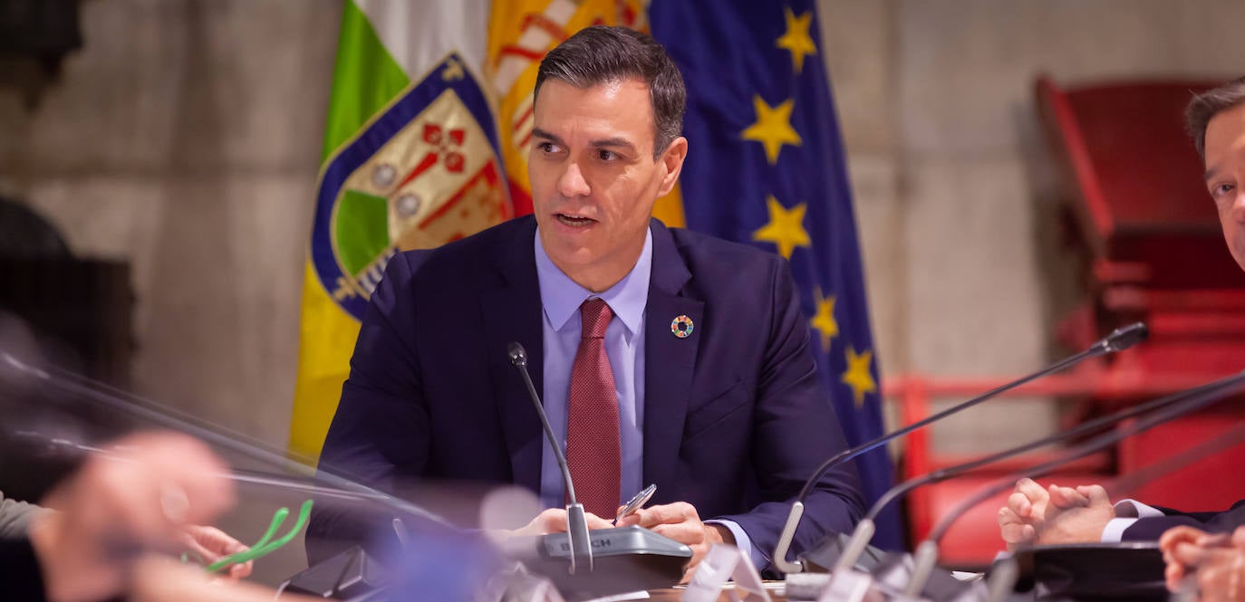 Fotos: Pedro Sánchez y 12 ministros afrontan en Logroño el reto demográfico