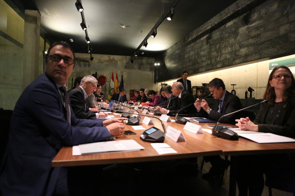 Fotos: Pedro Sánchez y 12 ministros afrontan en Logroño el reto demográfico