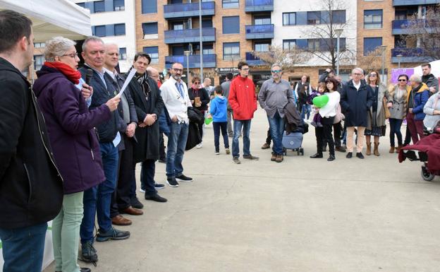 «Está en la mano de todos»: Logroño muestra su apoyo a las personas con enfermedades raras