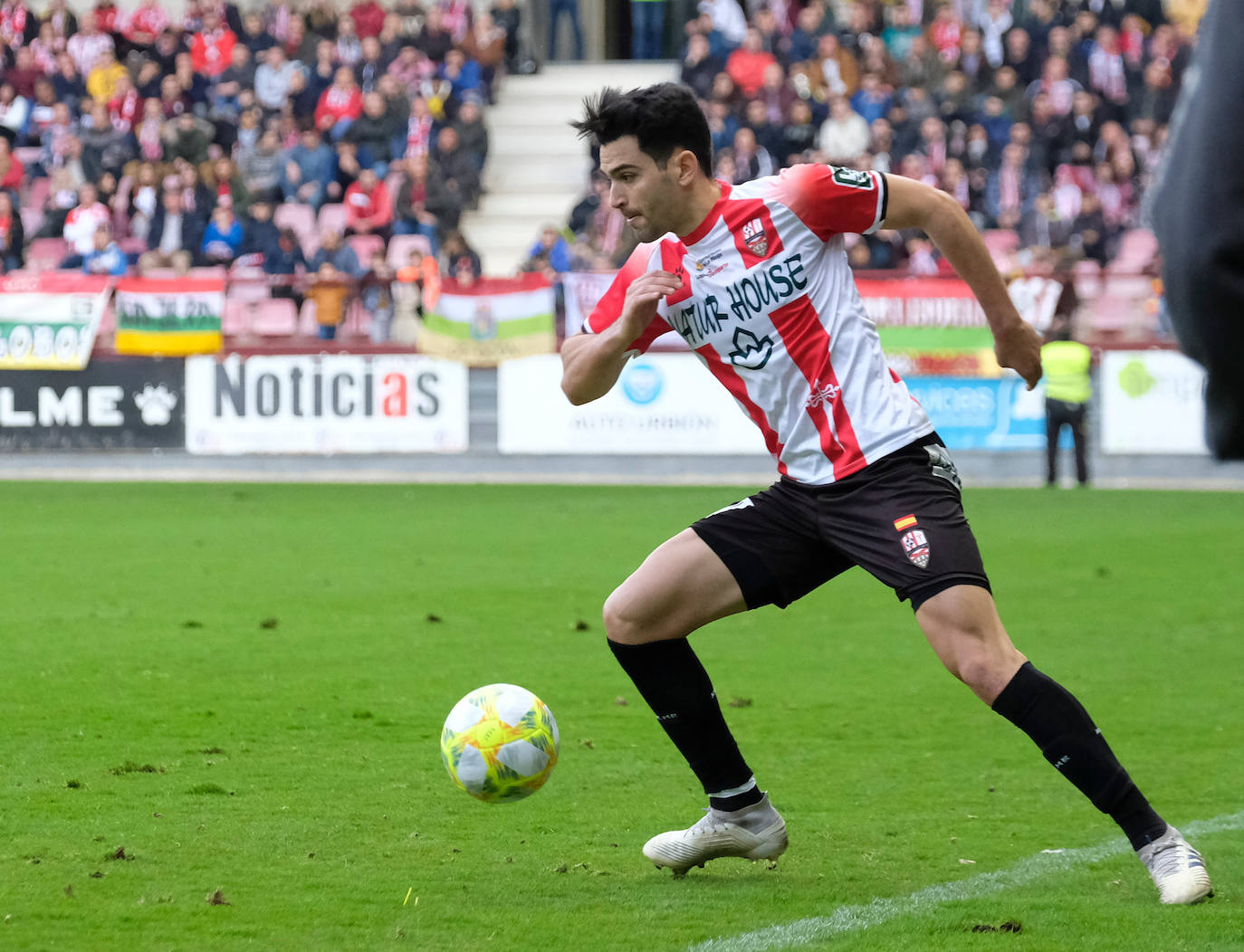 Fotos: Las imágenes del empate entre la UDL y el Amorebieta