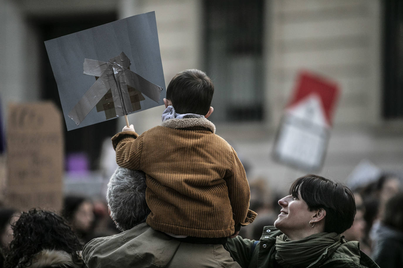 Fotos: 8M: Manifestación del Día Internacional de la Mujer en Logroño