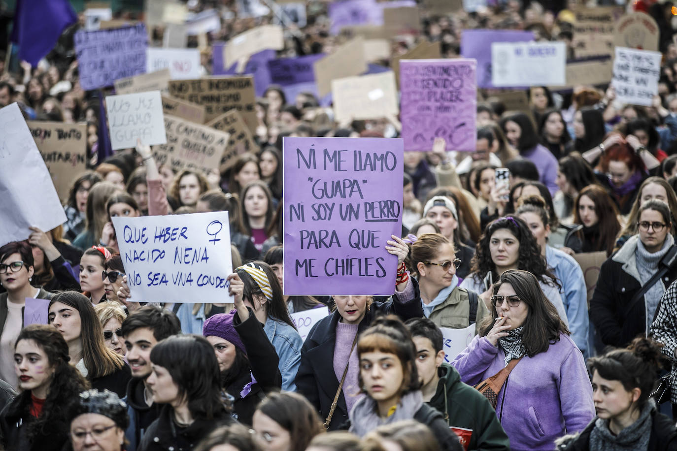 Fotos: 8M: Manifestación del Día Internacional de la Mujer en Logroño