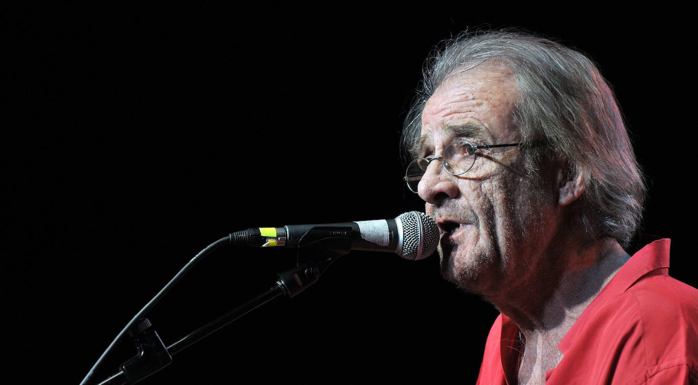 El cantautor, durante un oncierto en La Habana en 2008. 