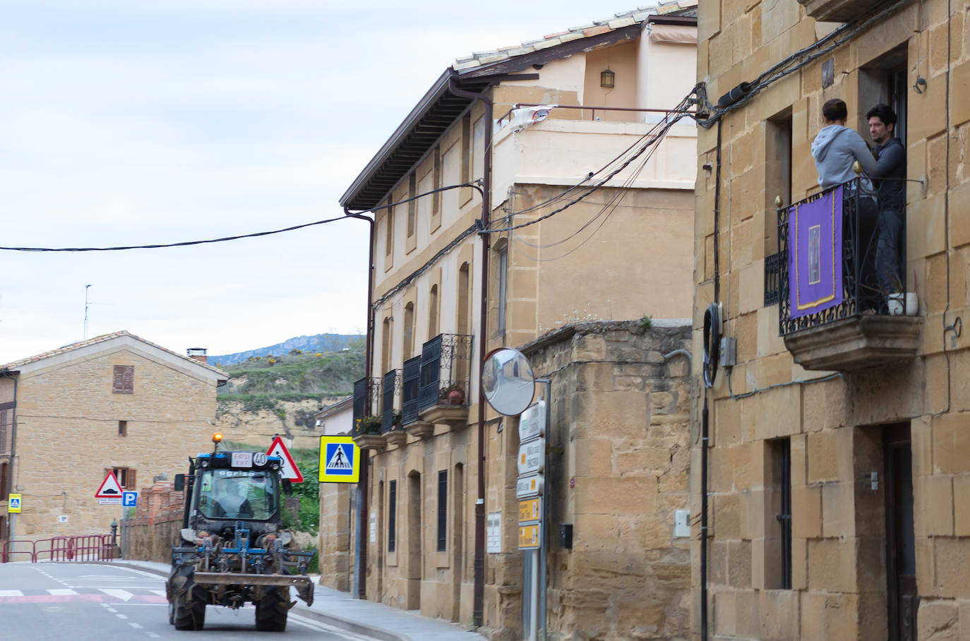 El coronavirus no impide el toque de campana en San Vicente