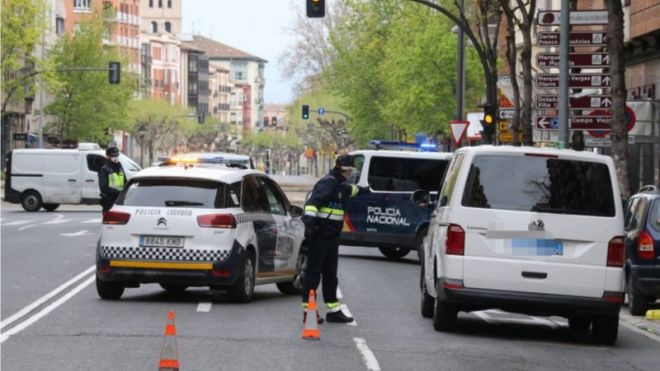 La Policía Nacional, en uno de los controles habituales.