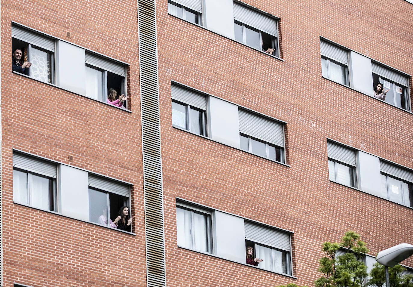 El barrio no ha faltado a la cita de la tarde.